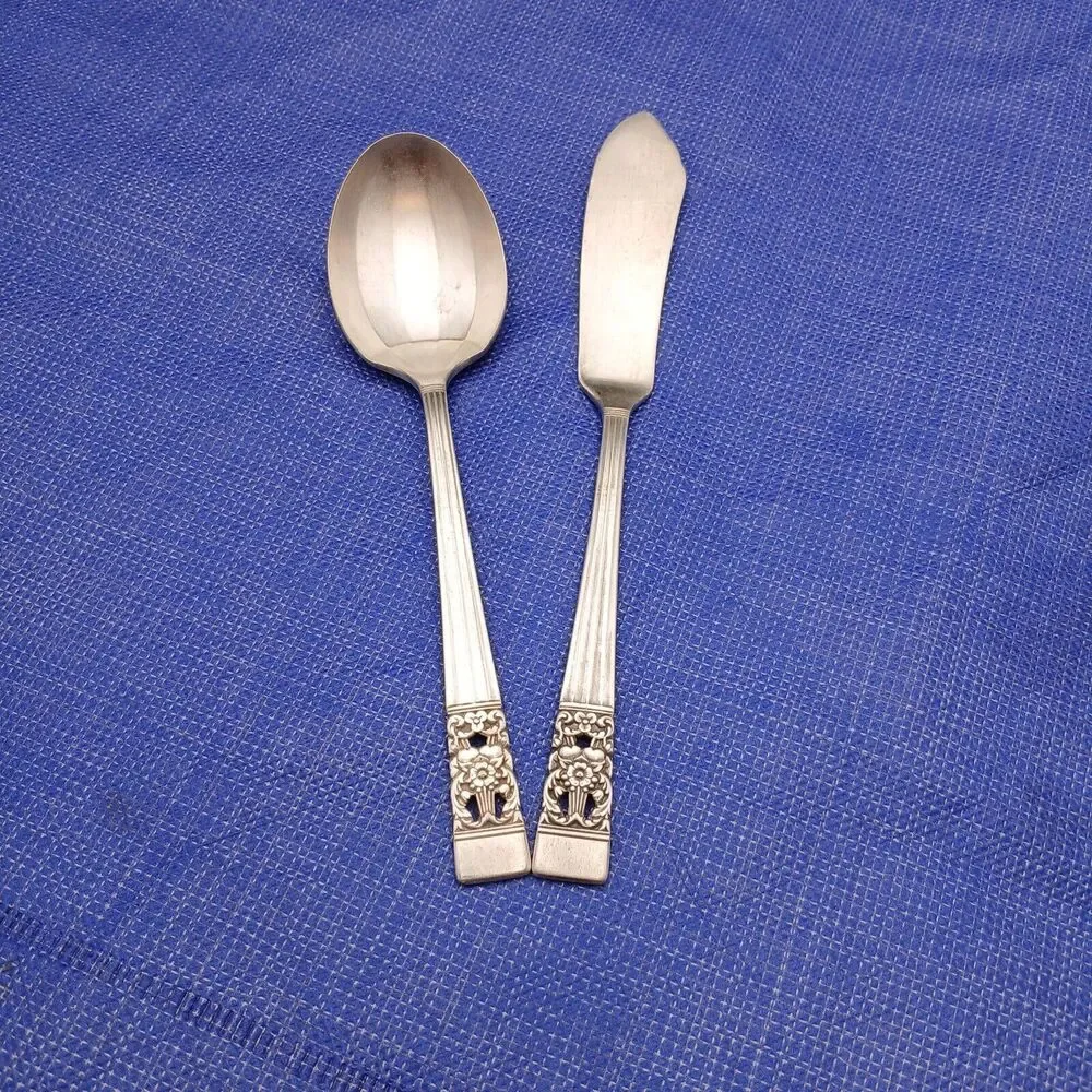 Oneida Community Coronation 1936 Set Sugar Spoon & Butter Knife Silverplate